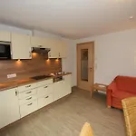 Spacious In Near Area Uderns