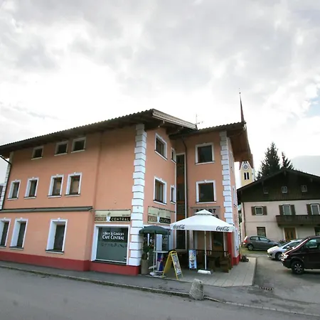 Spacious In Near Area Apartment *