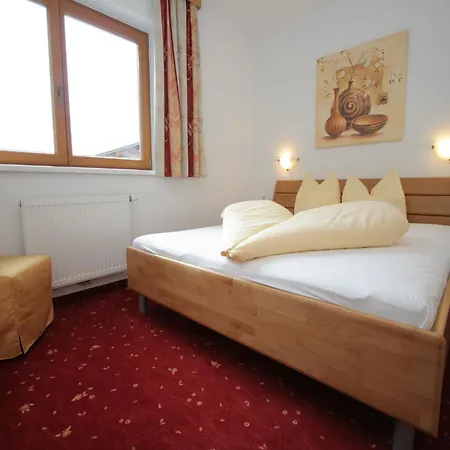 Spacious In Near Area Apartment