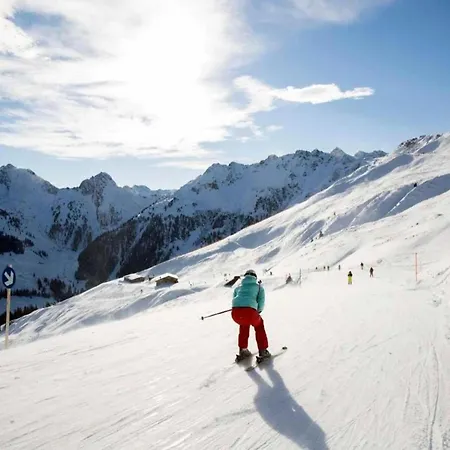 Spacious In Near Area * Uderns