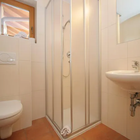 Spacious In Near Area Appartamento