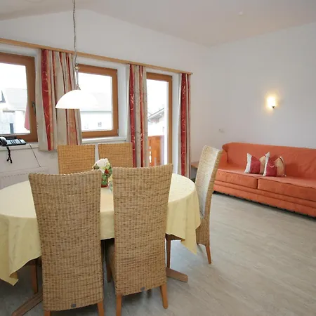 Spacious In Near Area * Uderns