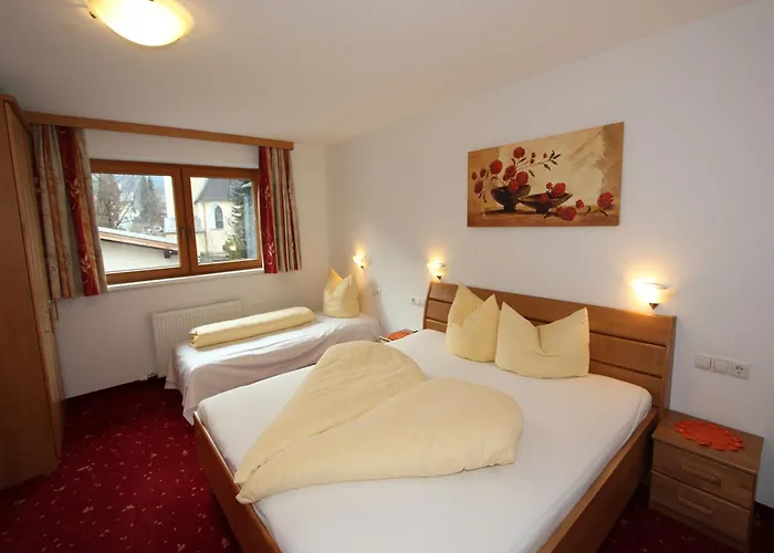 Apartman Spacious In Near Area *