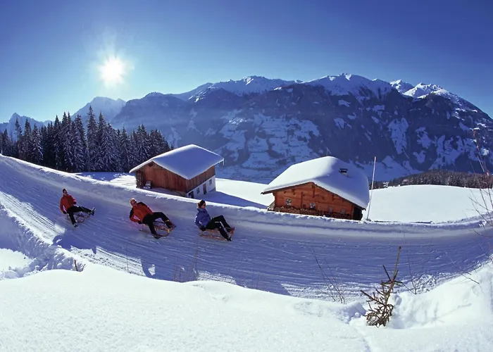 Spacious In Near Area Apartman *