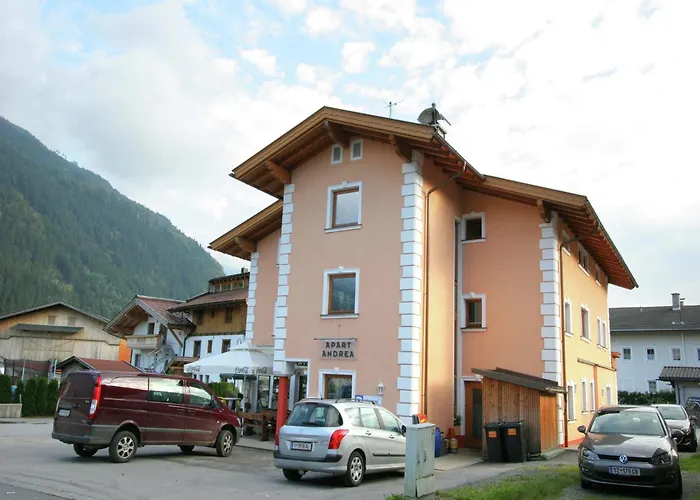 Apartman Spacious In Near Area *