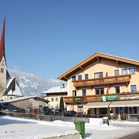 Spacious In Near Area Appartamento Uderns